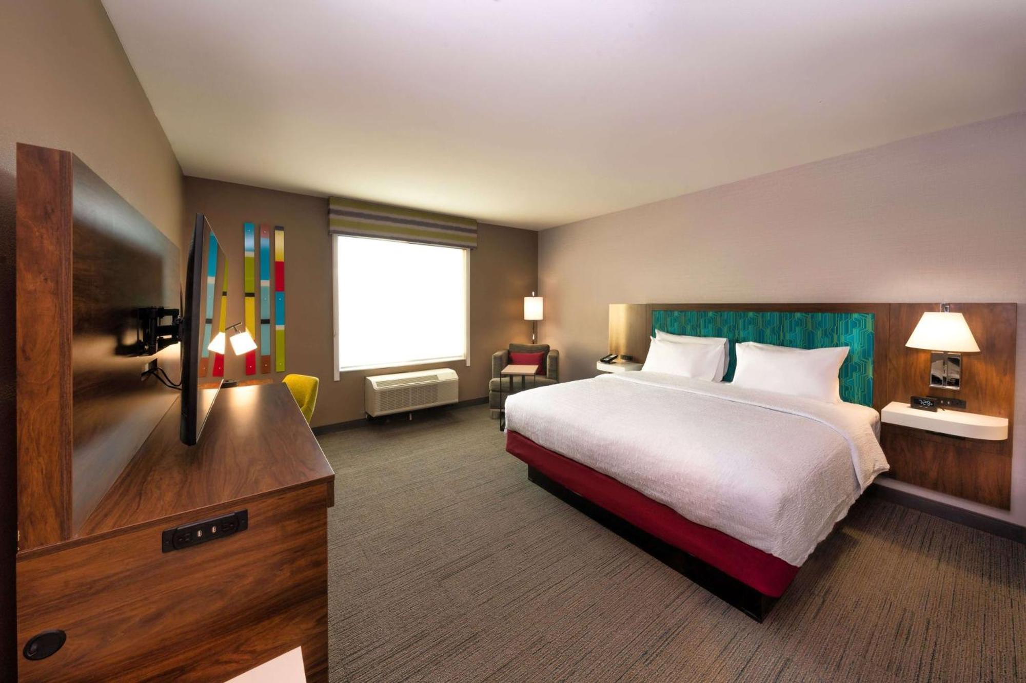 Hampton Inn Нийдълс Екстериор снимка