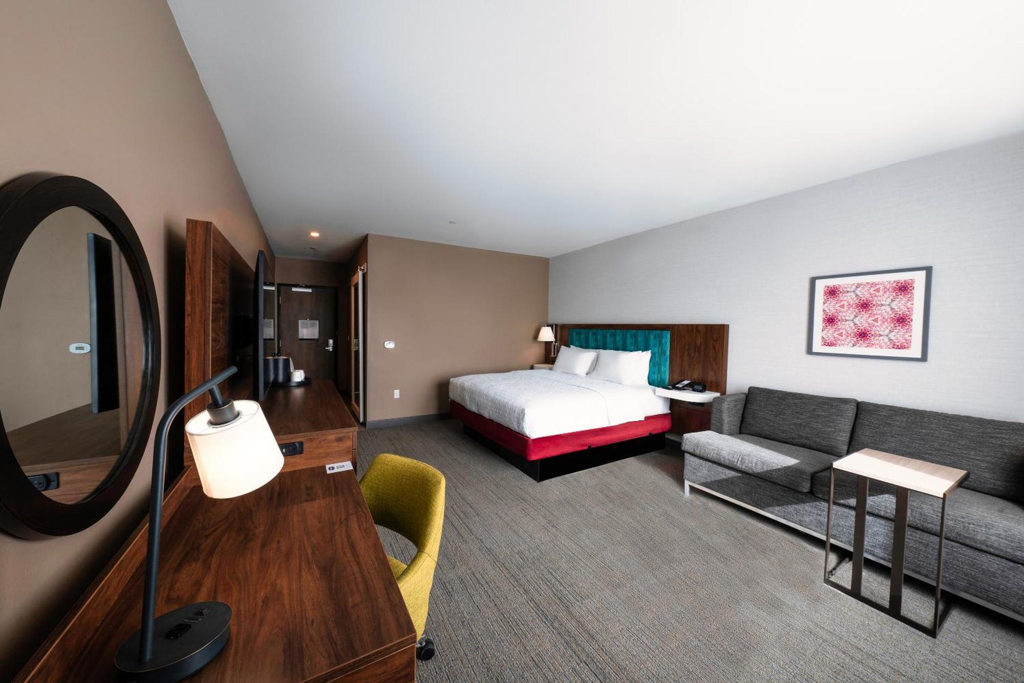 Hampton Inn Нийдълс Екстериор снимка